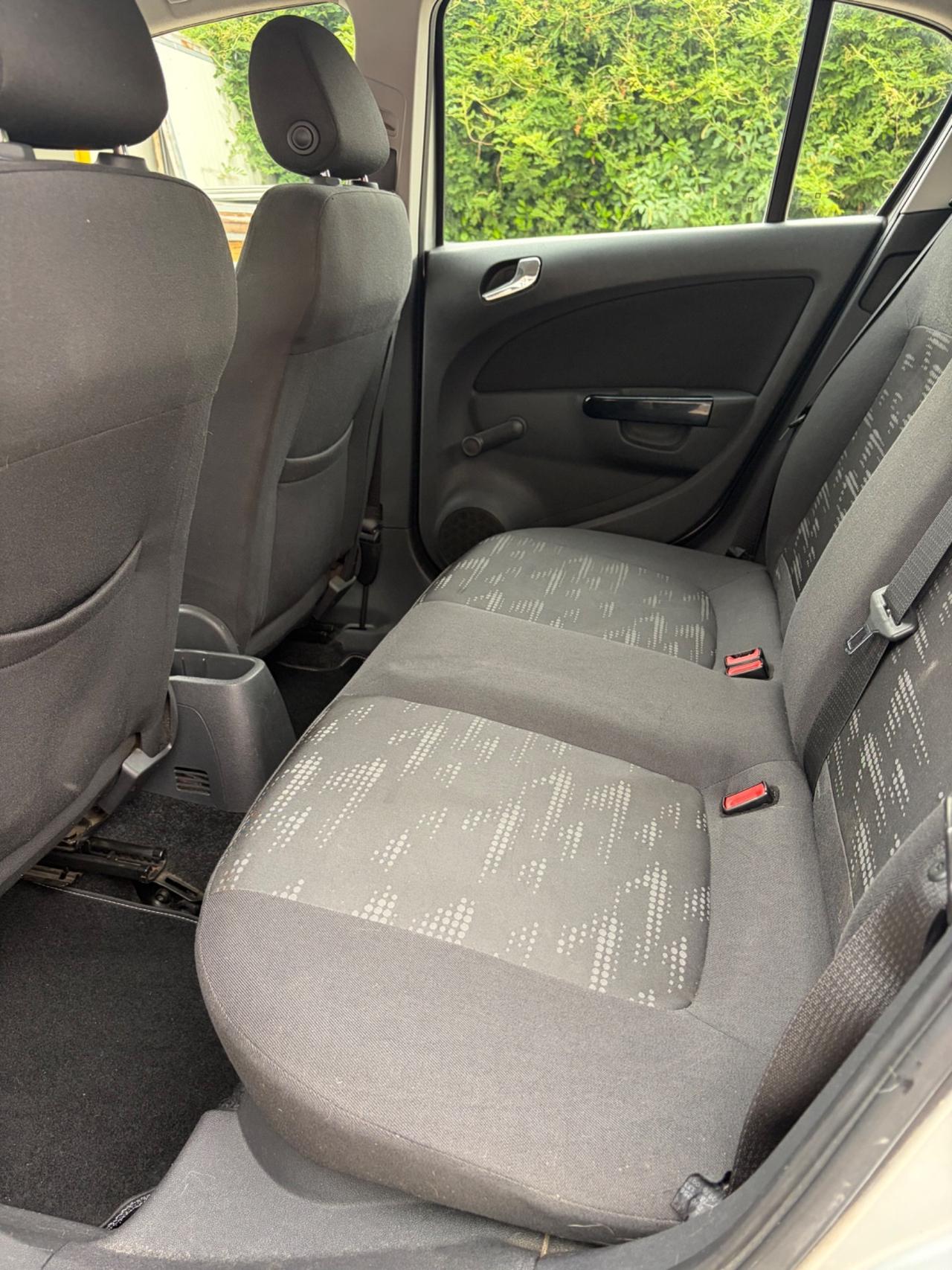 Opel Corsa 1.2 5 porte Cosmo