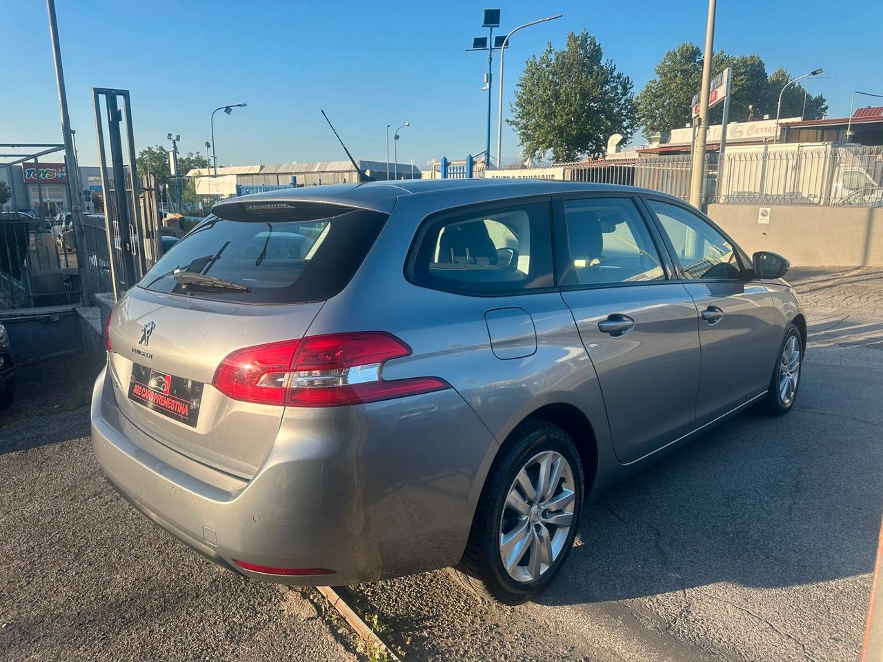 Peugeot 308 BlueHDi 120 S&S EAT6 SW Business anno 05/2018 garanzia 12 23 mesi