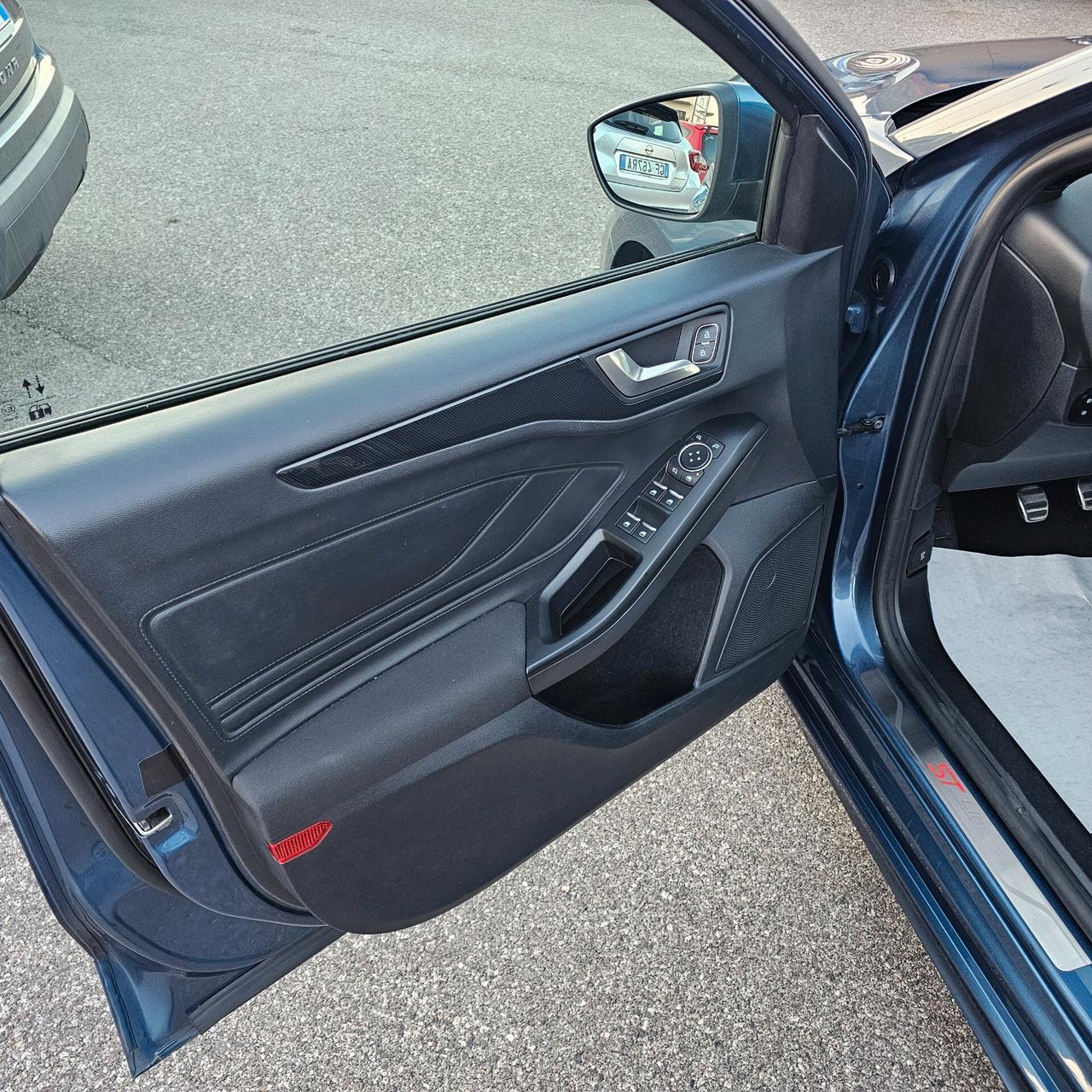 Ford Focus 1.5 EcoBlue 120 CV SW ST-Line