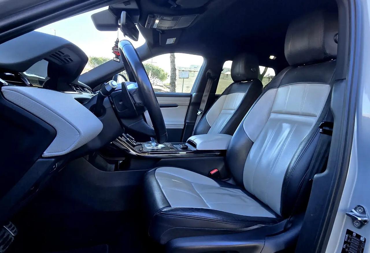 Land Rover Range Evoque 2.0 i4 mhev R-Dynamic SE awd 200cv auto