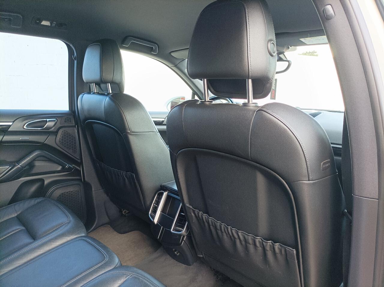 Porsche Cayenne 3.0 Diesel RESTYLING 250CV