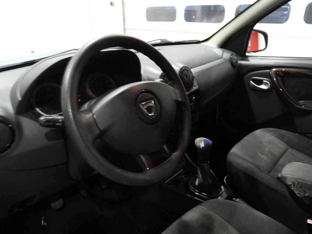 Dacia Duster 1.6 Laureate 4x2