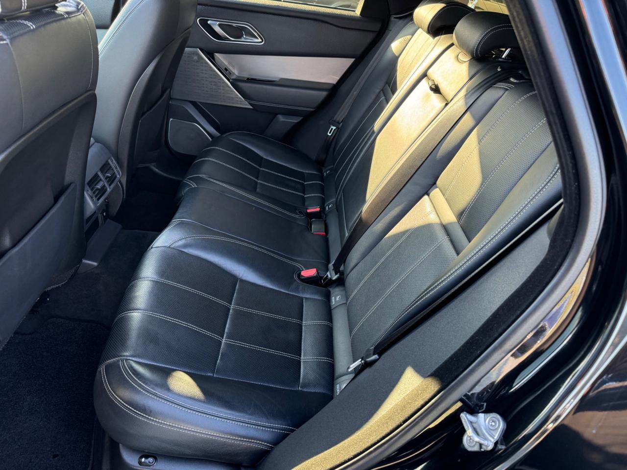 Land Rover Range Rover Velar Range Rover Velar 2.0D I4 240 CV R-Dynamic