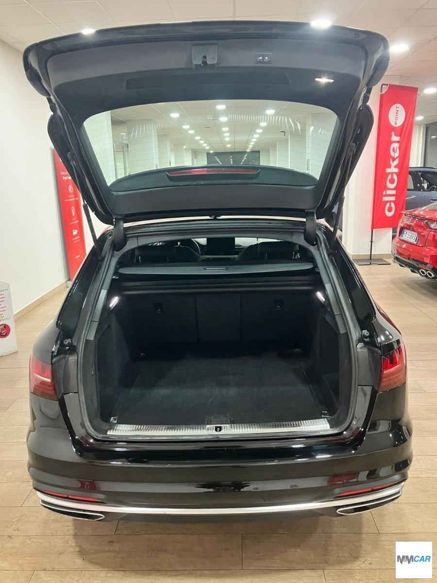 AUDI - A4 Avant - 40 TDI quattro S tr. Bus. Adv.