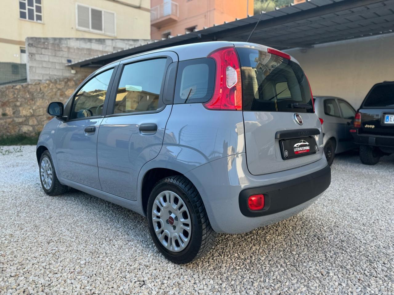 Fiat Panda 1.2 Lounge 69cv OK Neopatentati