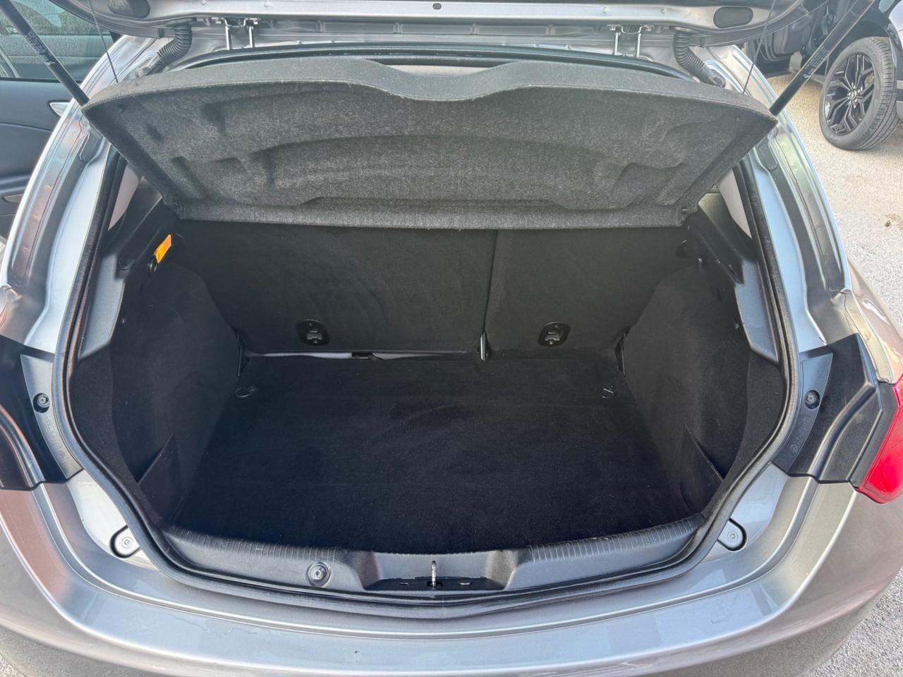 Alfa Romeo Giulietta 1.6 JTDm-2 105 CV Exclusive