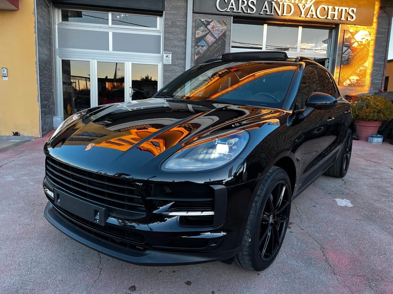 Porsche Macan 2.0 245- TETTO-PASM-TOTAL BLACK-FULL