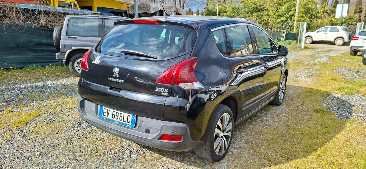 Peugeot 3008 1.6 HDi AUT. 115CV Business