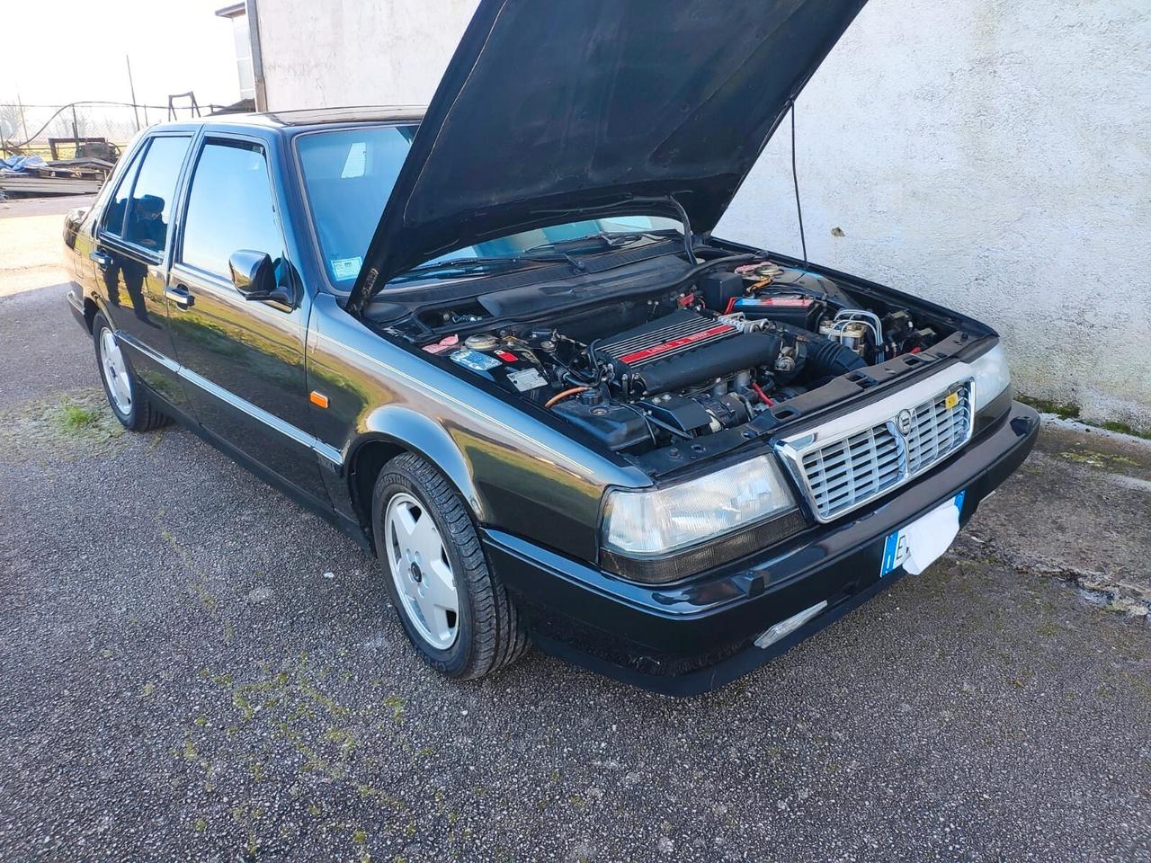 Lancia Thema 8.32 cat