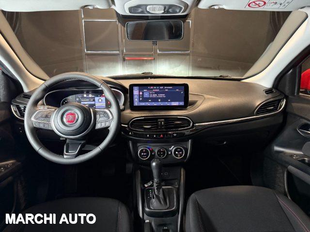 FIAT Tipo 1.5 Hybrid DCT 5 porte Red CROSS