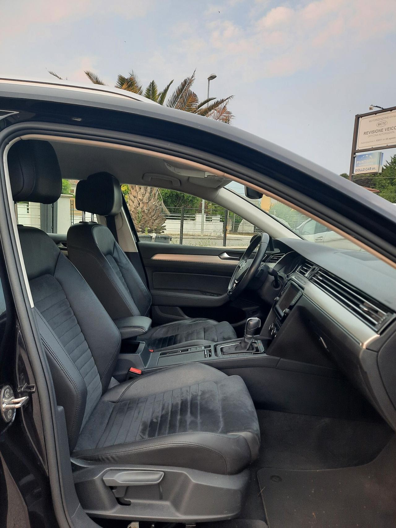 Volkswagen Passat Variant 2.0 BiTDI 4MOT. DSG Highline BlueMotion Tech.