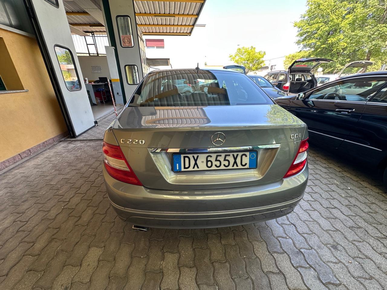 Mercedes-benz C 220 CDI BlueEFFICIENCY Elegance