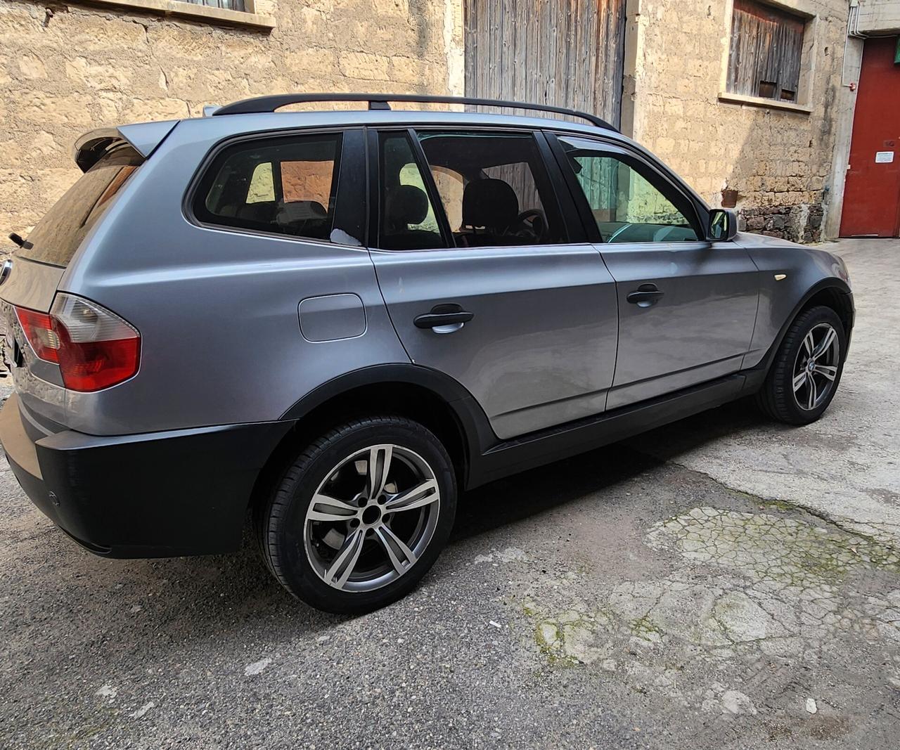 Bmw X3 2.0d cat Futura