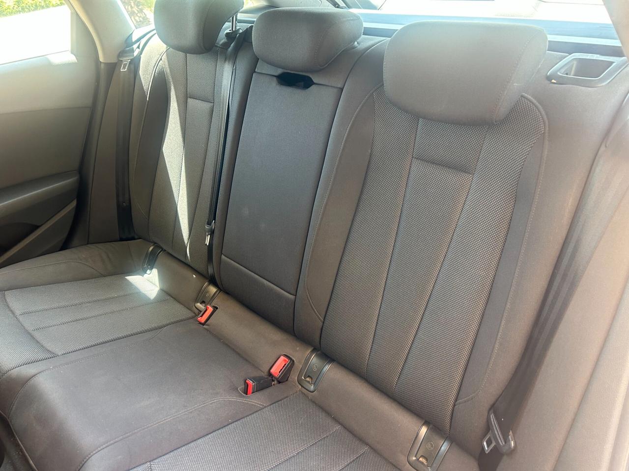 Audi A4 Avant 2.0 TDI 150 CV ultra S tronic