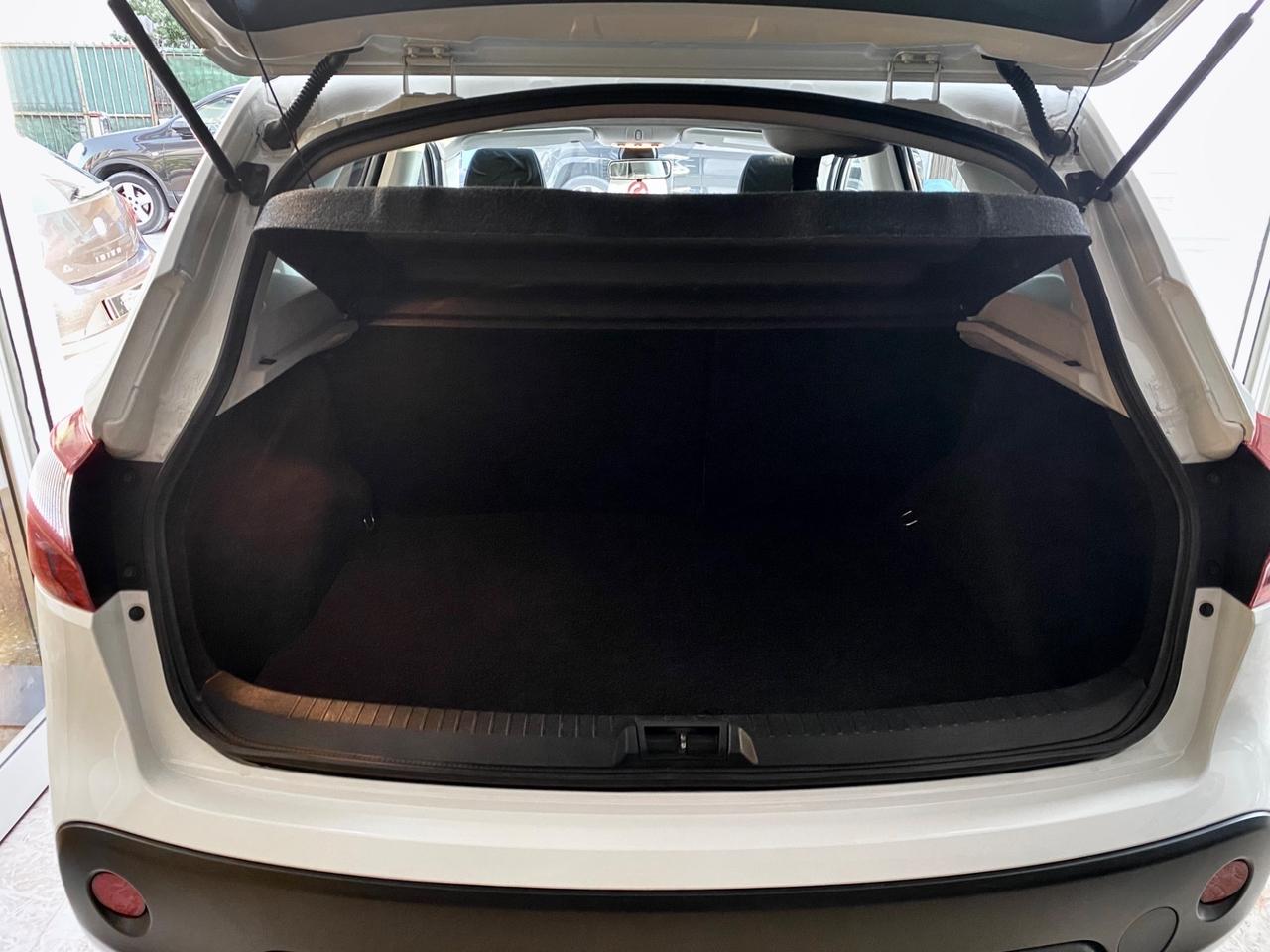 Nissan Qashqai 1.5 dCi DPF Tekna