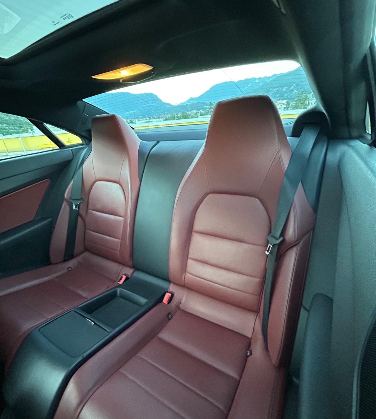 Mercedes-benz E220 AMG FULL OPTIONAL