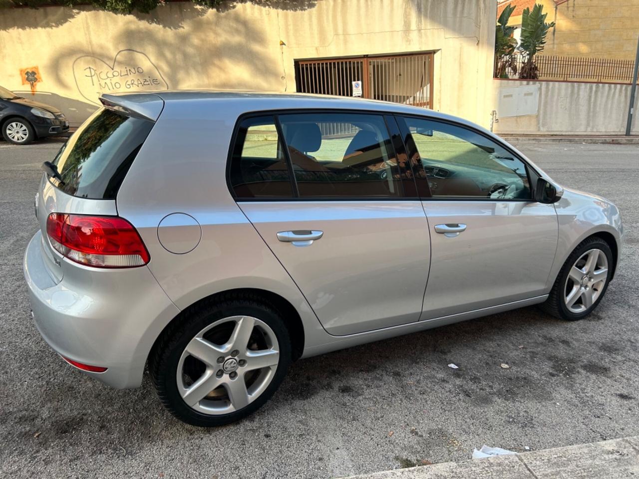 Volkswagen Golf 1.6 TDI garanzia 12 mesi