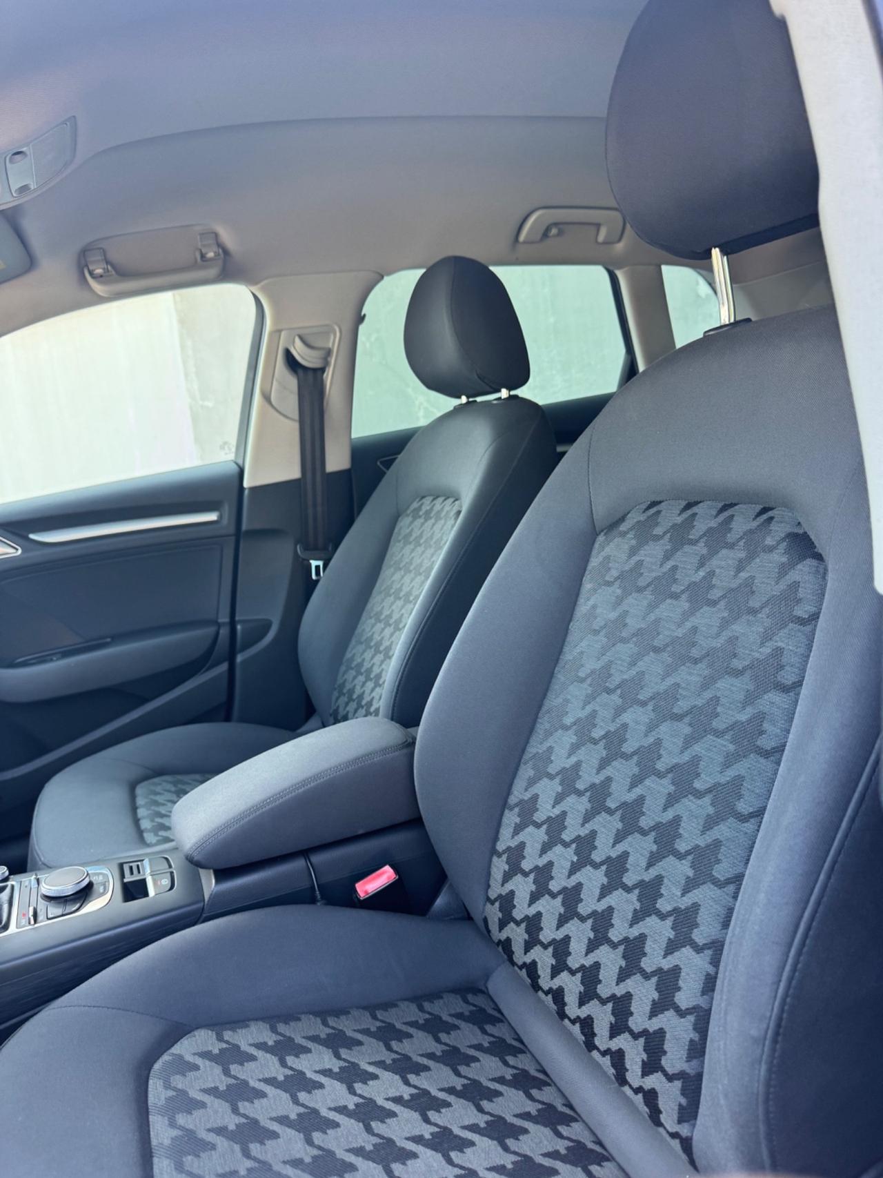 Audi A3 2.0 TDI 150 CV clean diesel Ambition