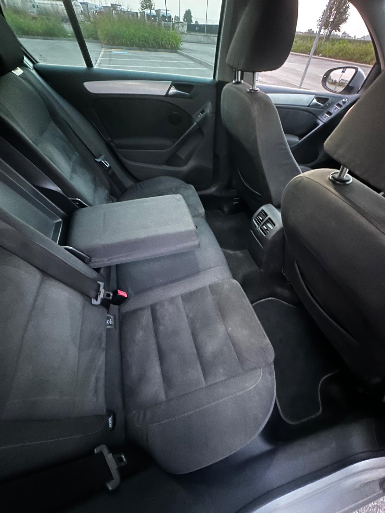 Volkswagen Golf 1.6 TDI DPF 5p. Highline