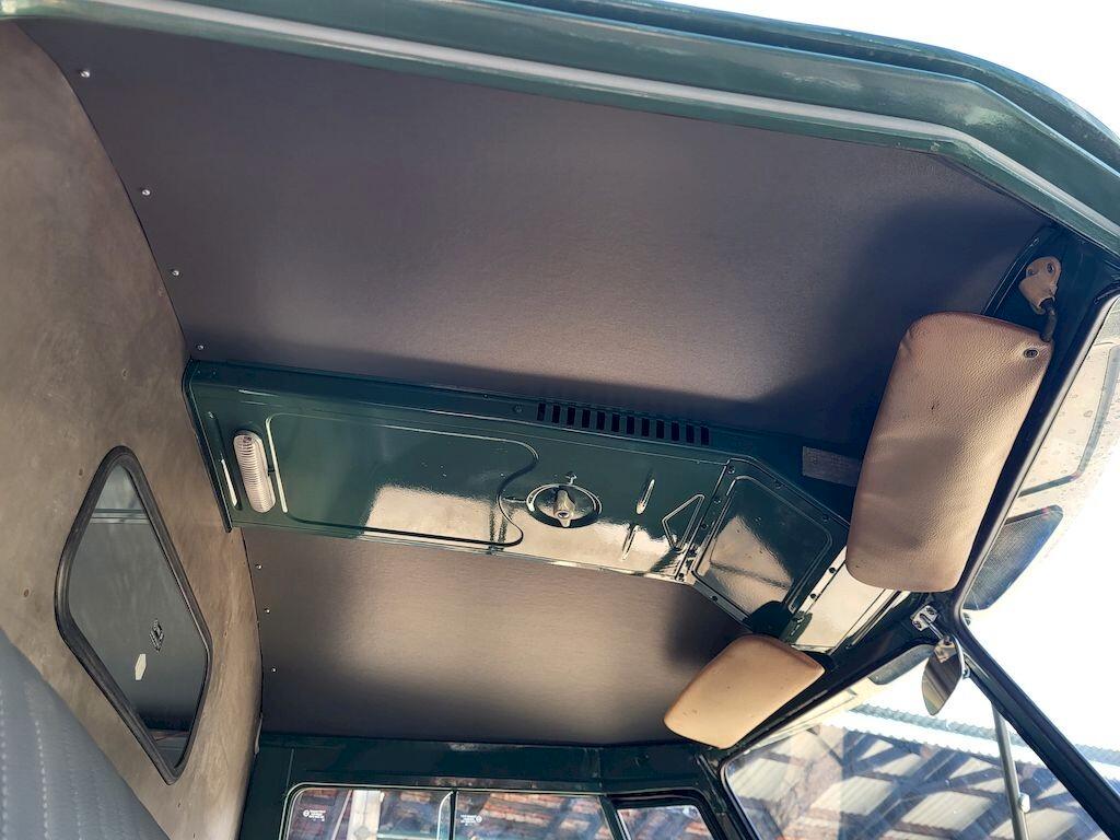 Volkswagen T1 Panel Split Window – 1964