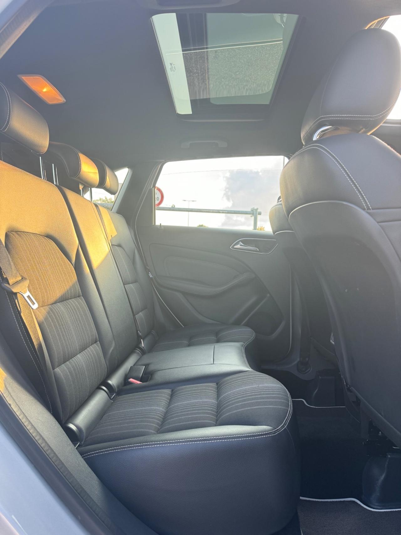 Mercedes-benz B 180 CDI BlueEFFICIENCY Premium