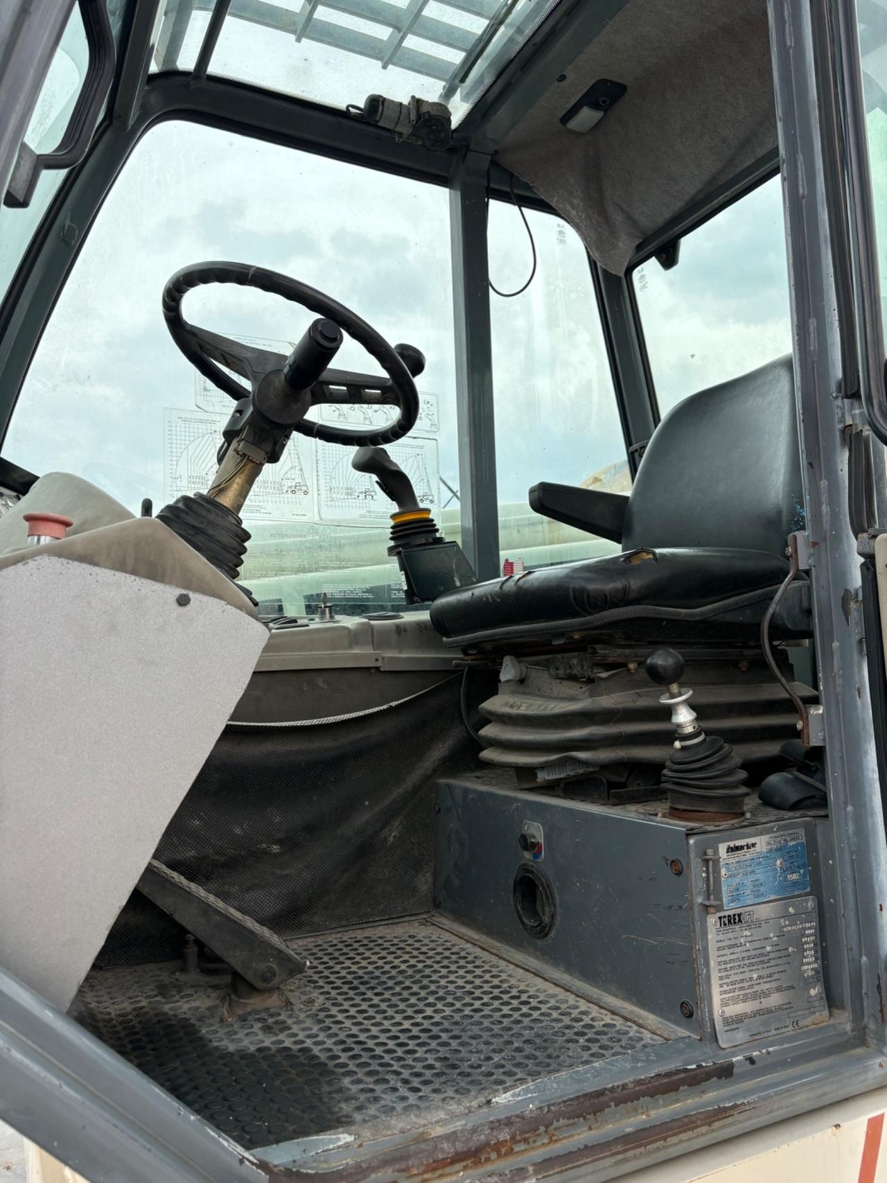 Telescopico Terex 3514