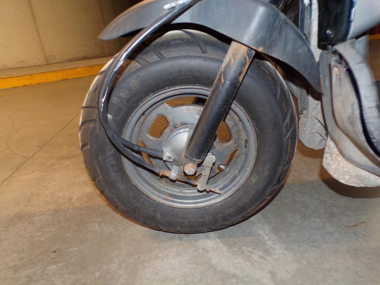 SCOOTER HONDA ZOOMER 50 4T DEL 2005 57.200 KM MOTORE SOSTITUITO NEL 2023