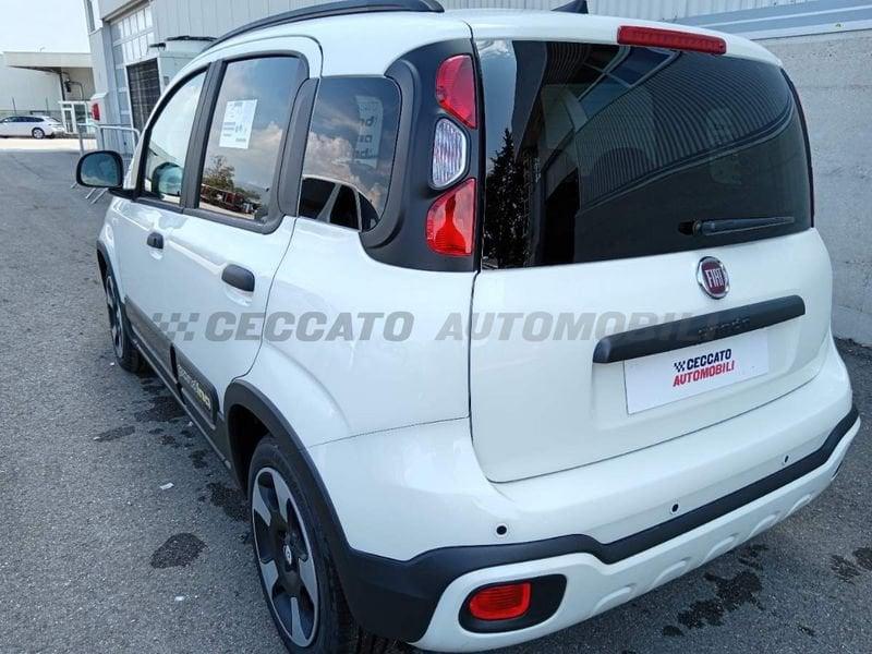 FIAT Panda 1.0 70cv Hybrid PandinaStock