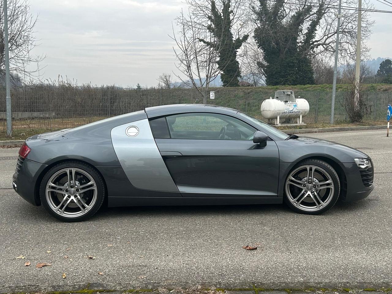 Audi R8 Plus 4.2 FSI #8771