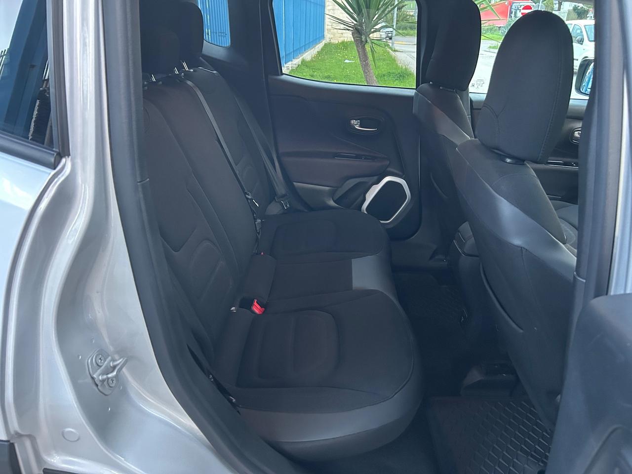 Jeep Renegade 1.6 Mjt 120 CV 2015 Navigatore