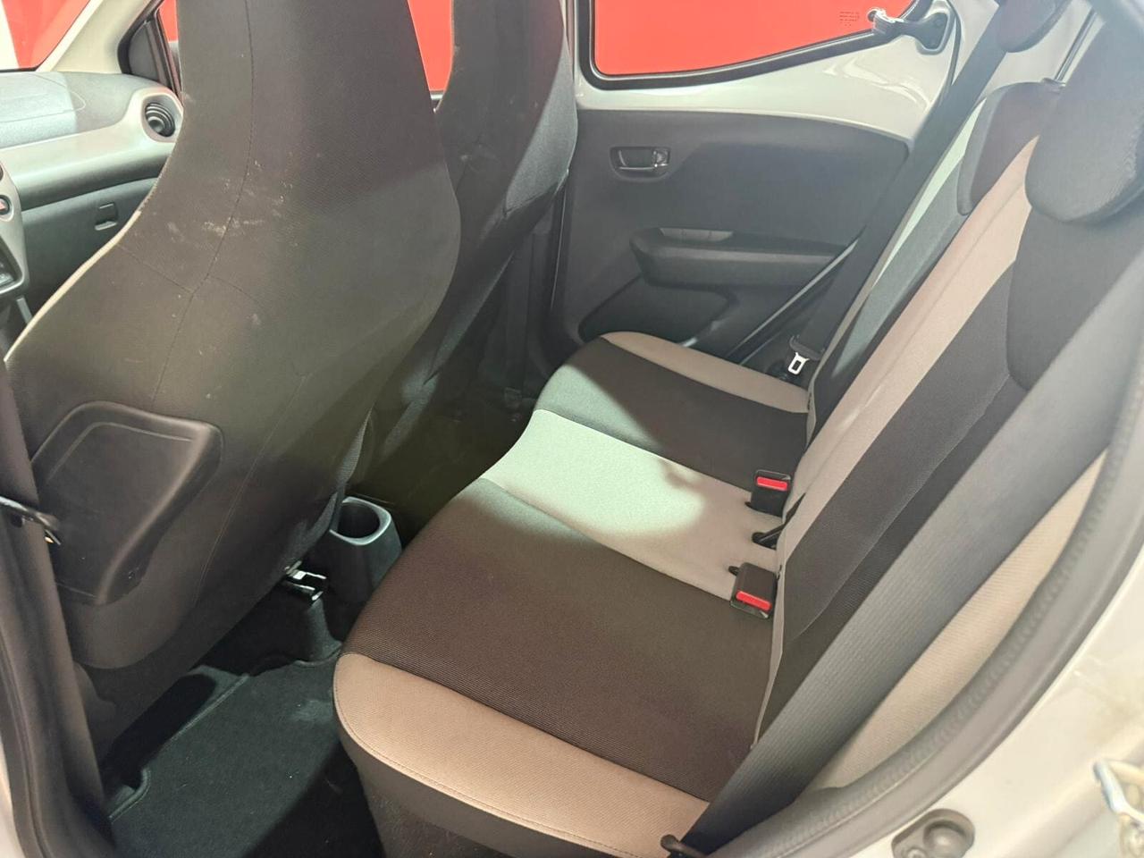 Toyota Aygo 1.0 VVT-i 69 CV 5 porte x-cool TSS MMT