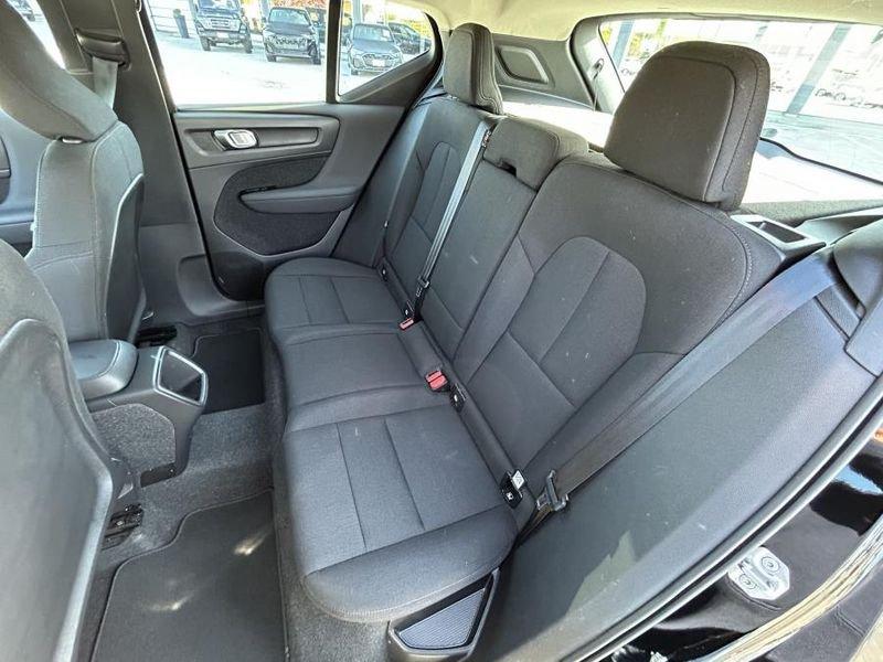 Volvo XC40 T2 Momentum Core 1 PROPRIETARIO - GANCIO TRAINO