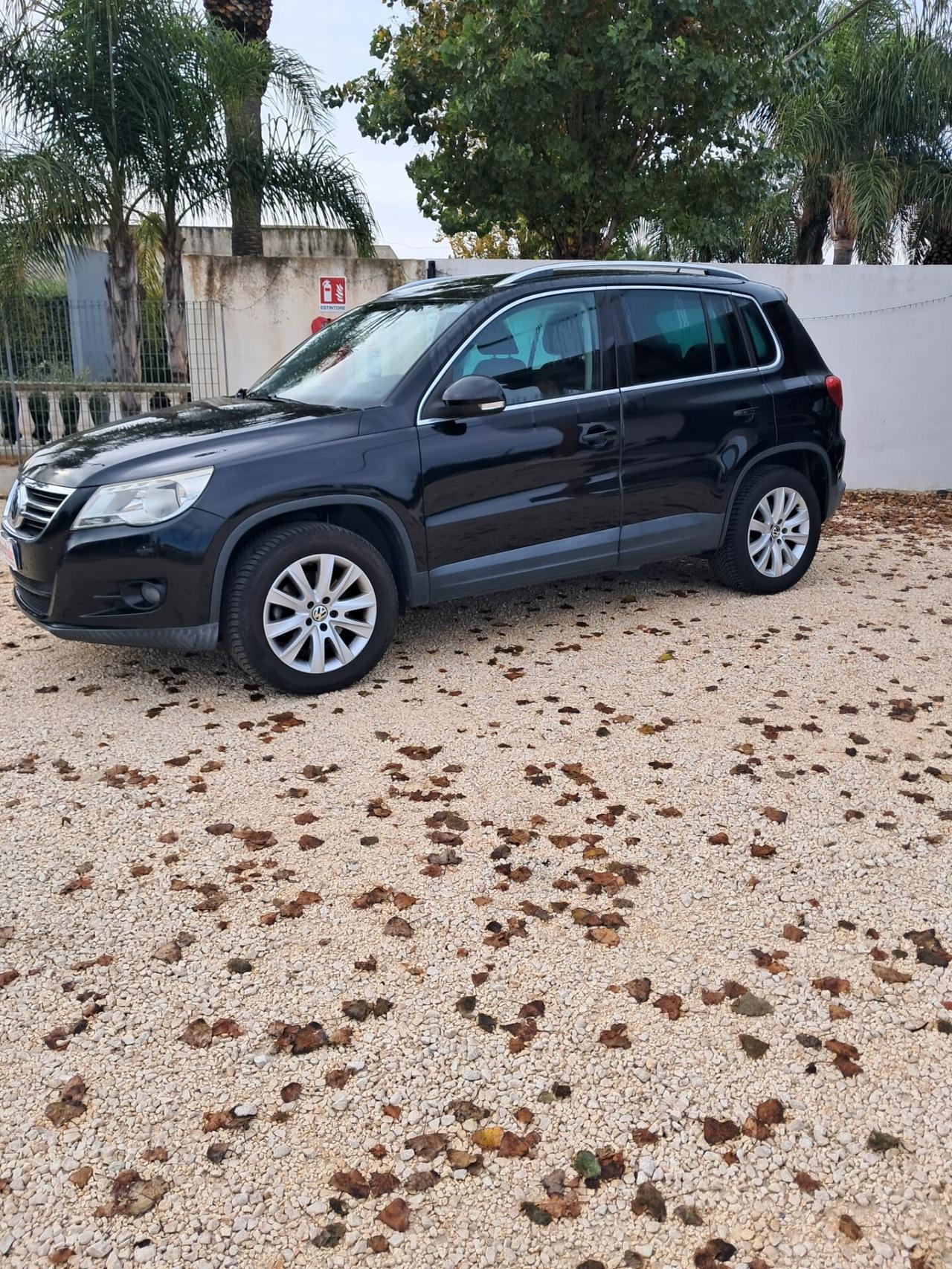 Volkswagen Tiguan 2.0 16V TDI DPF Sport & Style (18°)