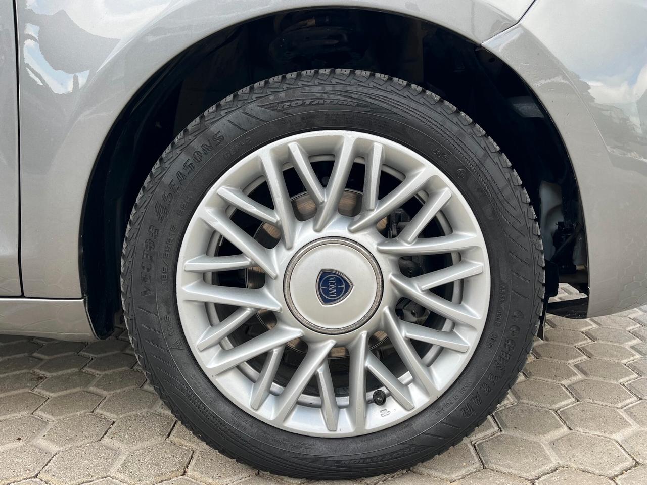 Lancia Ypsilon 1.3 MJT 16V 95 CV 5 porte S&S Elefantino