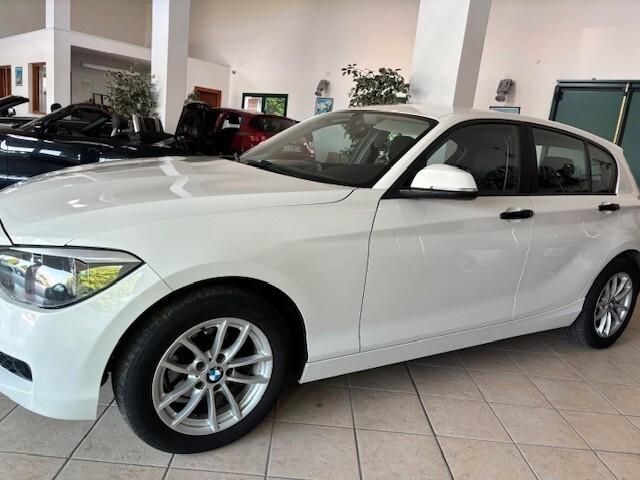 Bmw 114 114i 5p. Sport