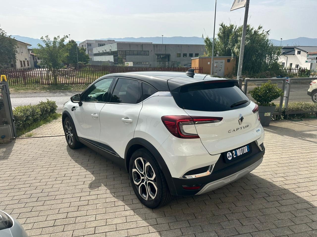 Renault Captur Full Hybrid E-Tech 145 CV Intens