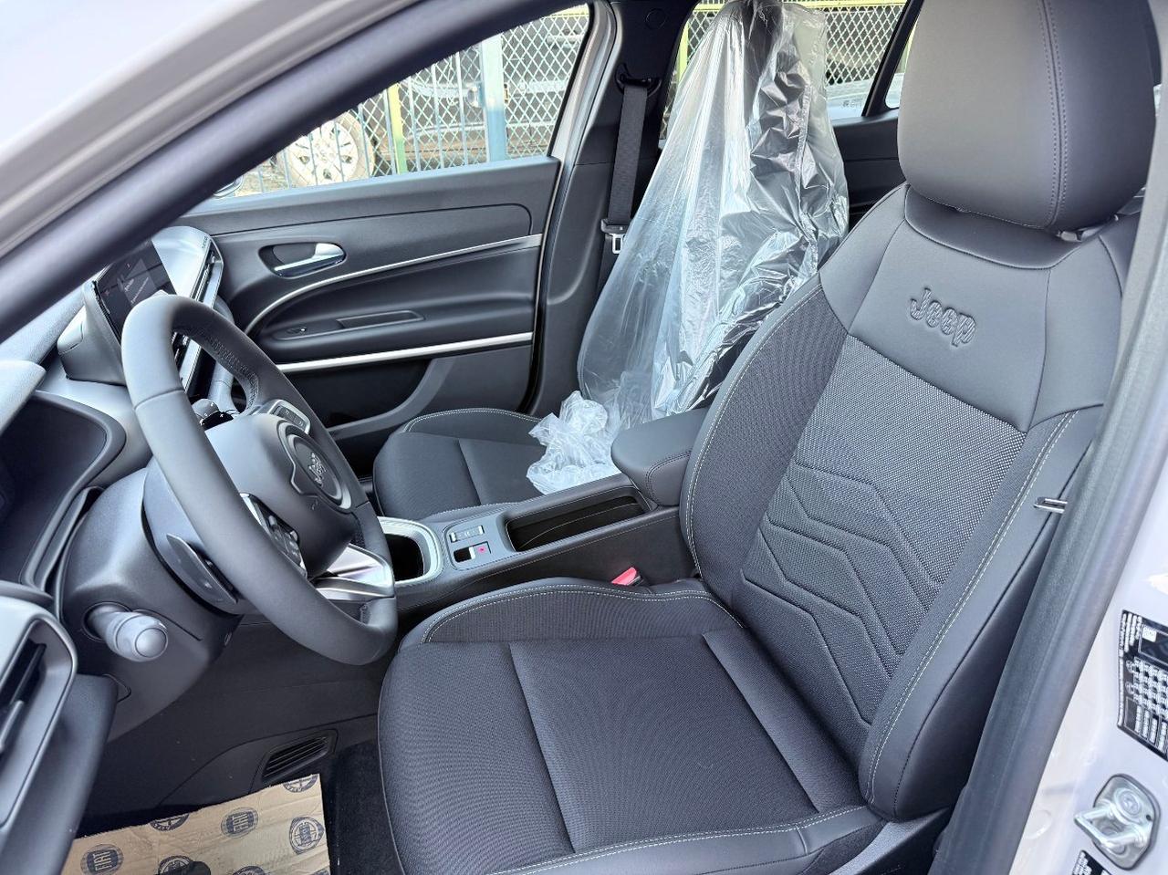 Jeep Avenger 1.2 turbo e-hybrid mhev Summit fwd 110cv edct6