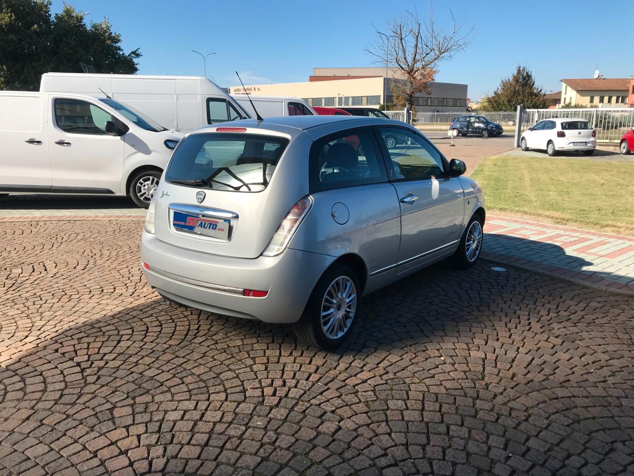 Lancia Ypsilon 1.2 69 CV Platinum