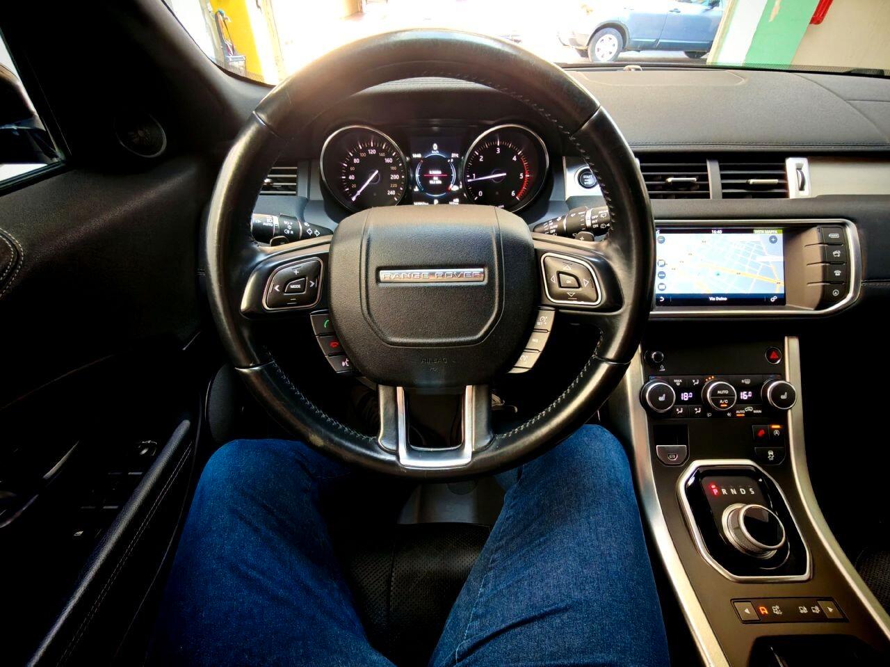 Land Rover Range Evoque 2.0 TD4. SE Dynamic
