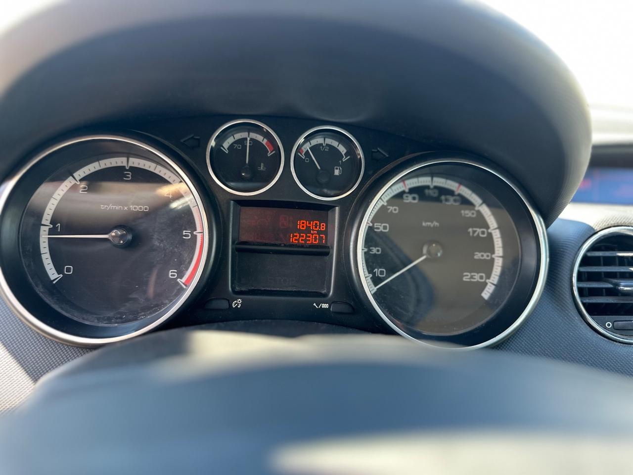 Peugeot 308 1.6 HDi 110CV 5p. Tecno (6 Marce)