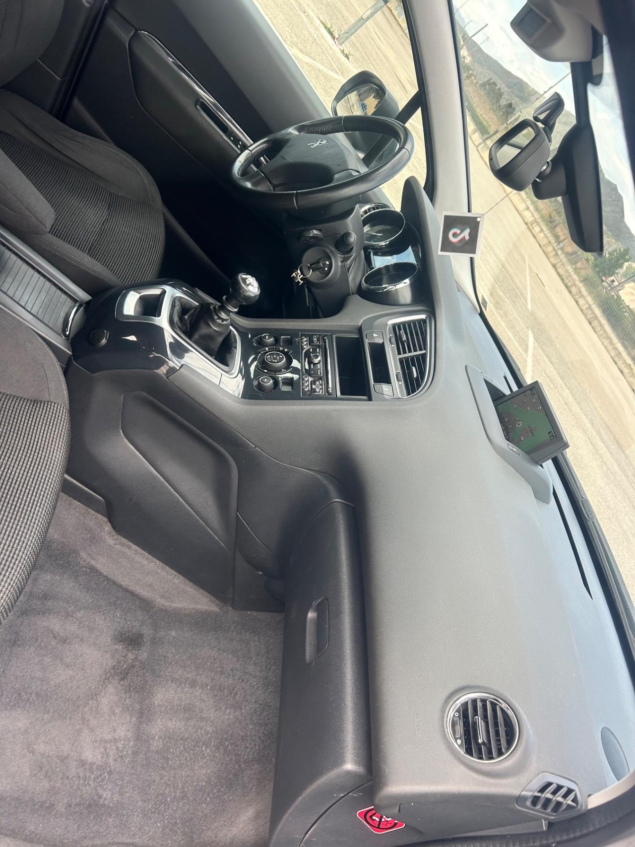 Peugeot 5008 BlueHDi 120 7 Posti