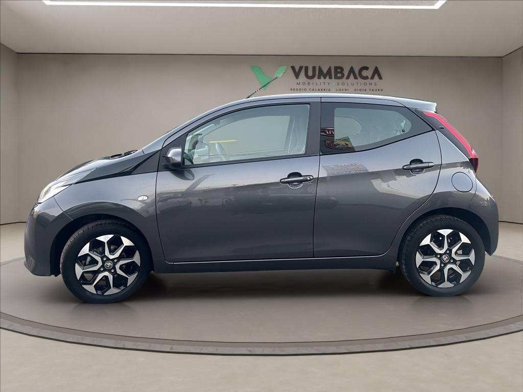TOYOTA Aygo 5p 1.0 Lounge connect my14 del 2021