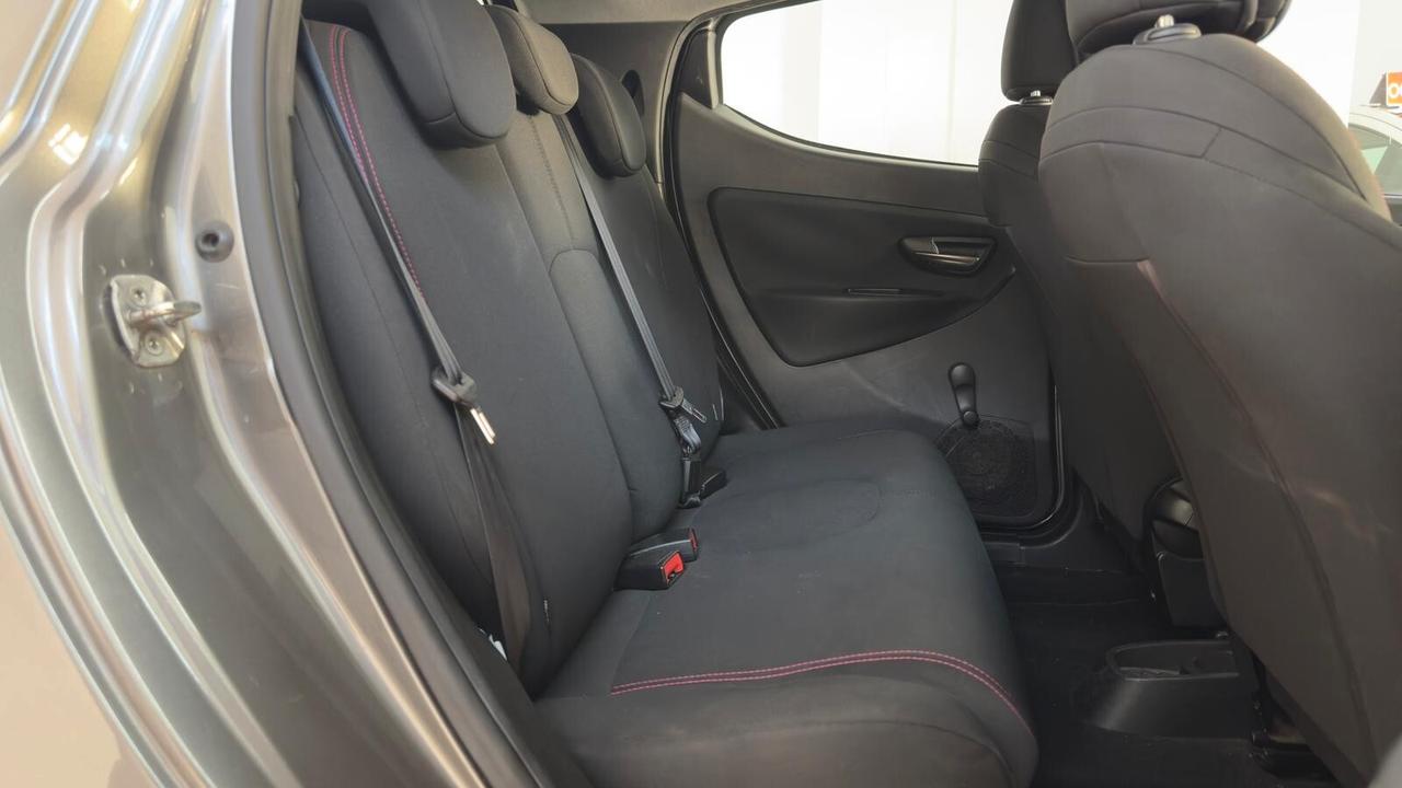 Lancia Ypsilon 1.2 69 CV 5 porte GPL Ecochic Elefantino