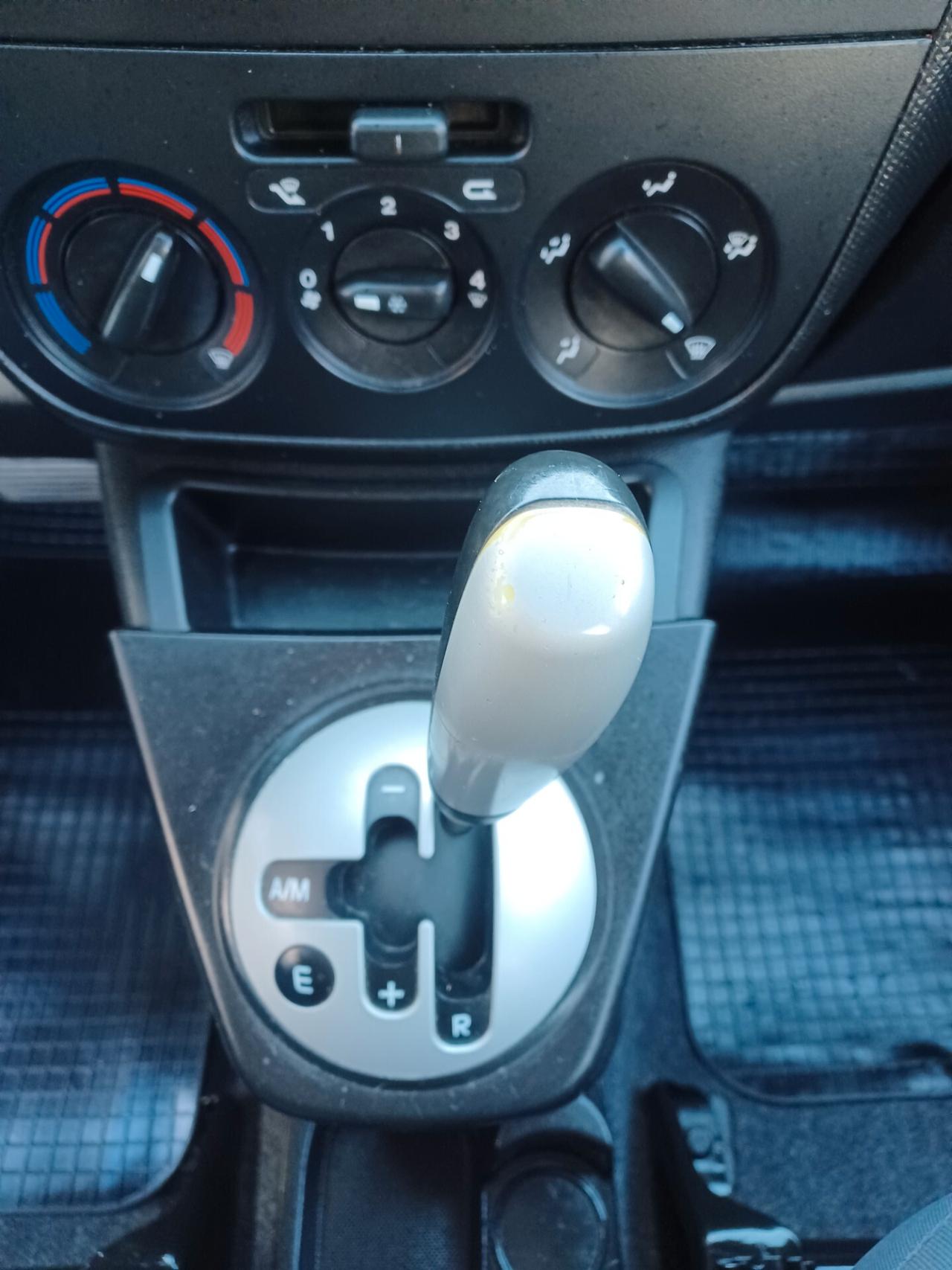 Peugeot Bipper Tepee 1.3 HDi AUTOMATICO 90000 KM