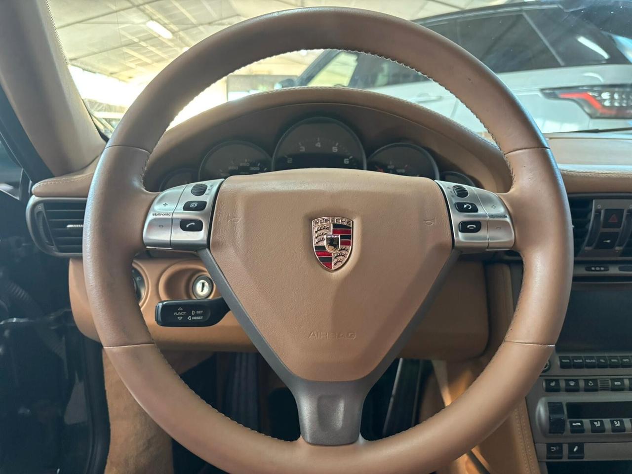 Porsche 911 Carrera Cabriolet