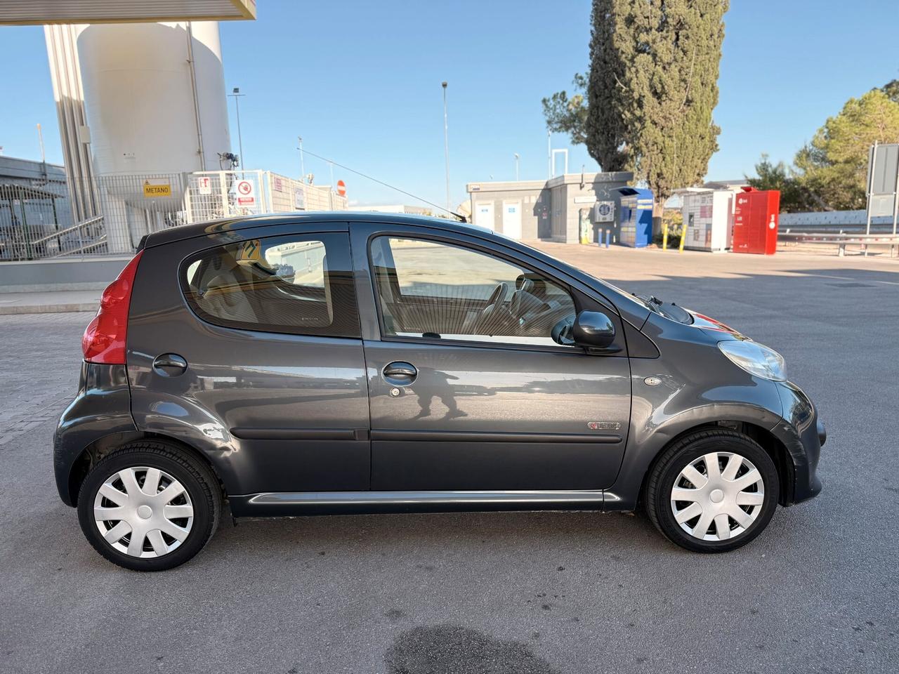 Peugeot 107 1.0 68CV 5p. Sweet Years