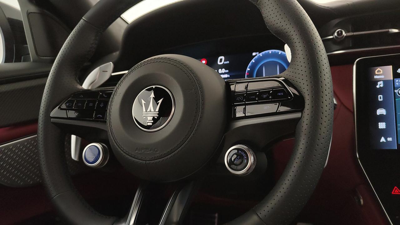 MASERATI Grecale - Grecale 3.0 V6 Trofeo 530cv auto