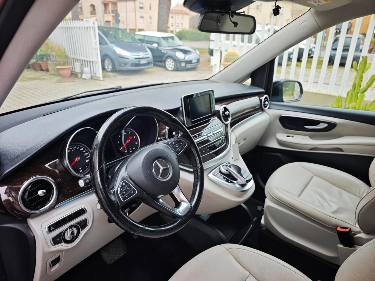 Mercedes-benz V 250 CDI BlueTEC Automatic Executive Long 8 POSTI