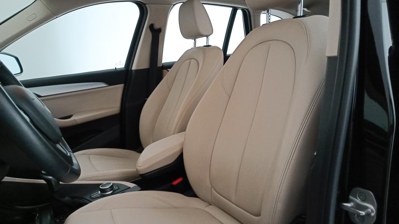 BMW X1 F48 2019 - X1 sdrive18i Advantage 136cv