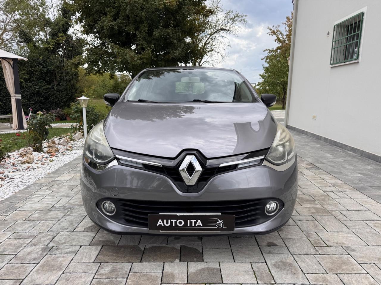Renault Clio 1.5 dCi 8V 75CV 5 porte Costume National OK NEOPATENTATI
